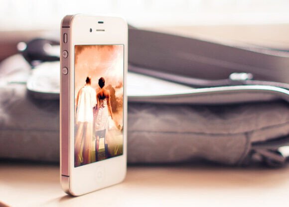 Evaluating the Christian Cell Phone Wallpapers Bundle for Daily Spiritual Encouragement